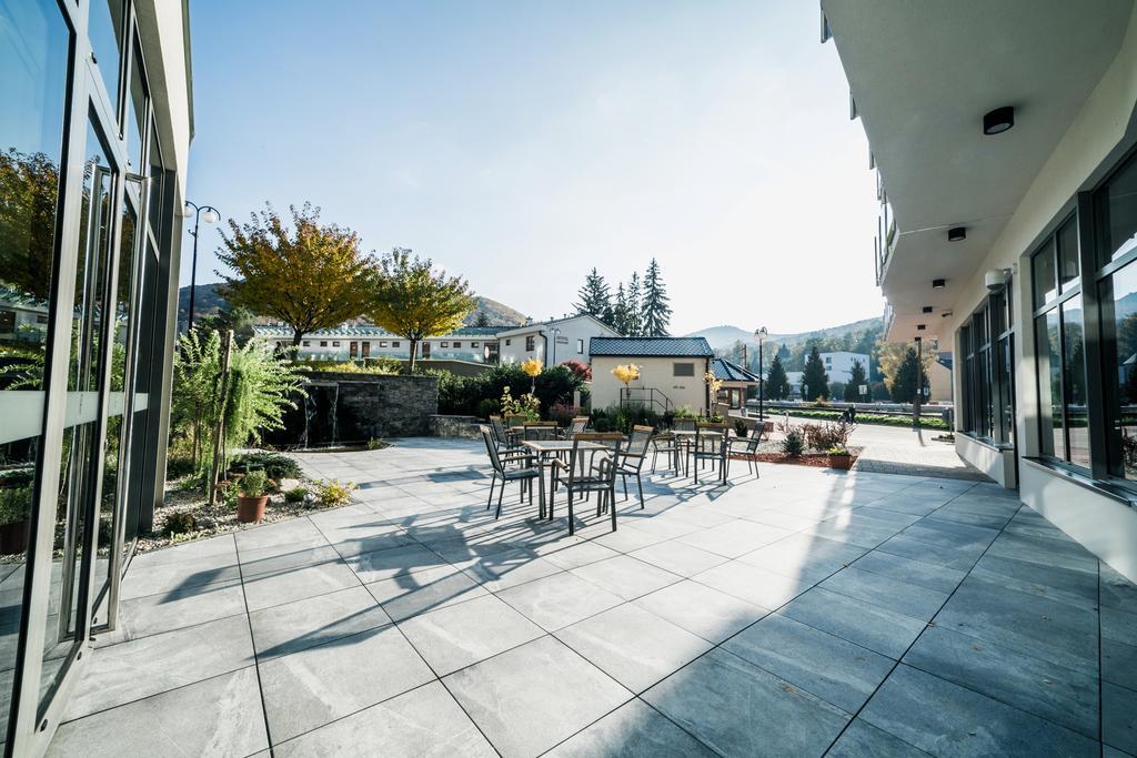 Wellness Hotel Panorama Trencianske Teplice Exterior photo